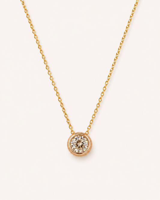 The Close Light Necklace