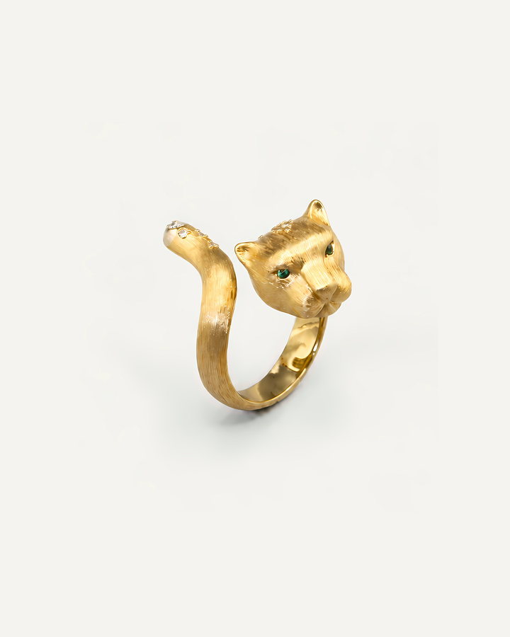 The Foxfire Curl Ring
